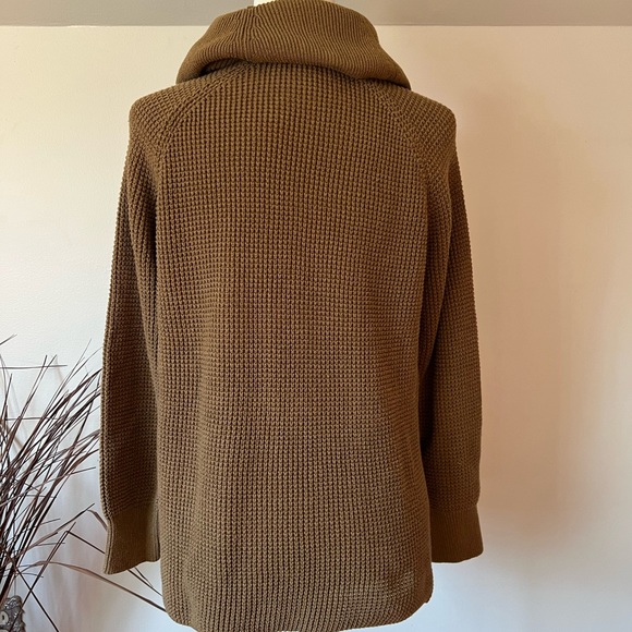 Michael Kors Sweater - Picture 5 of 7